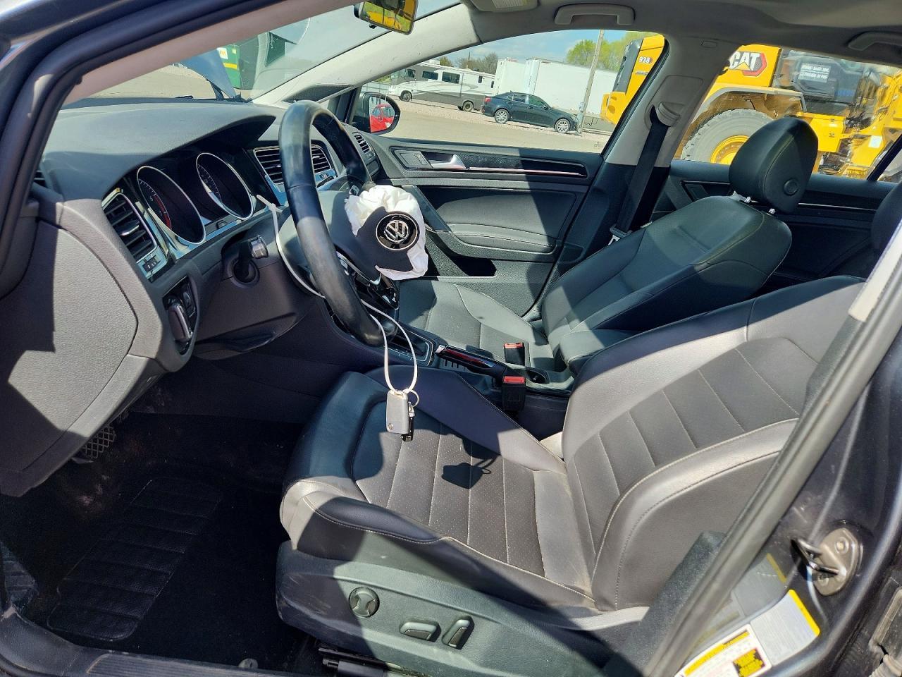 2015 Volkswagen Golf - Image 7