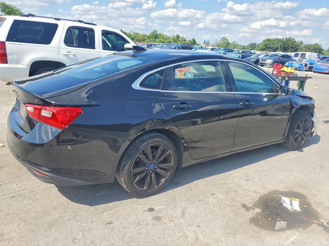 2018 Chevrolet Malibu Lt - Фото 3