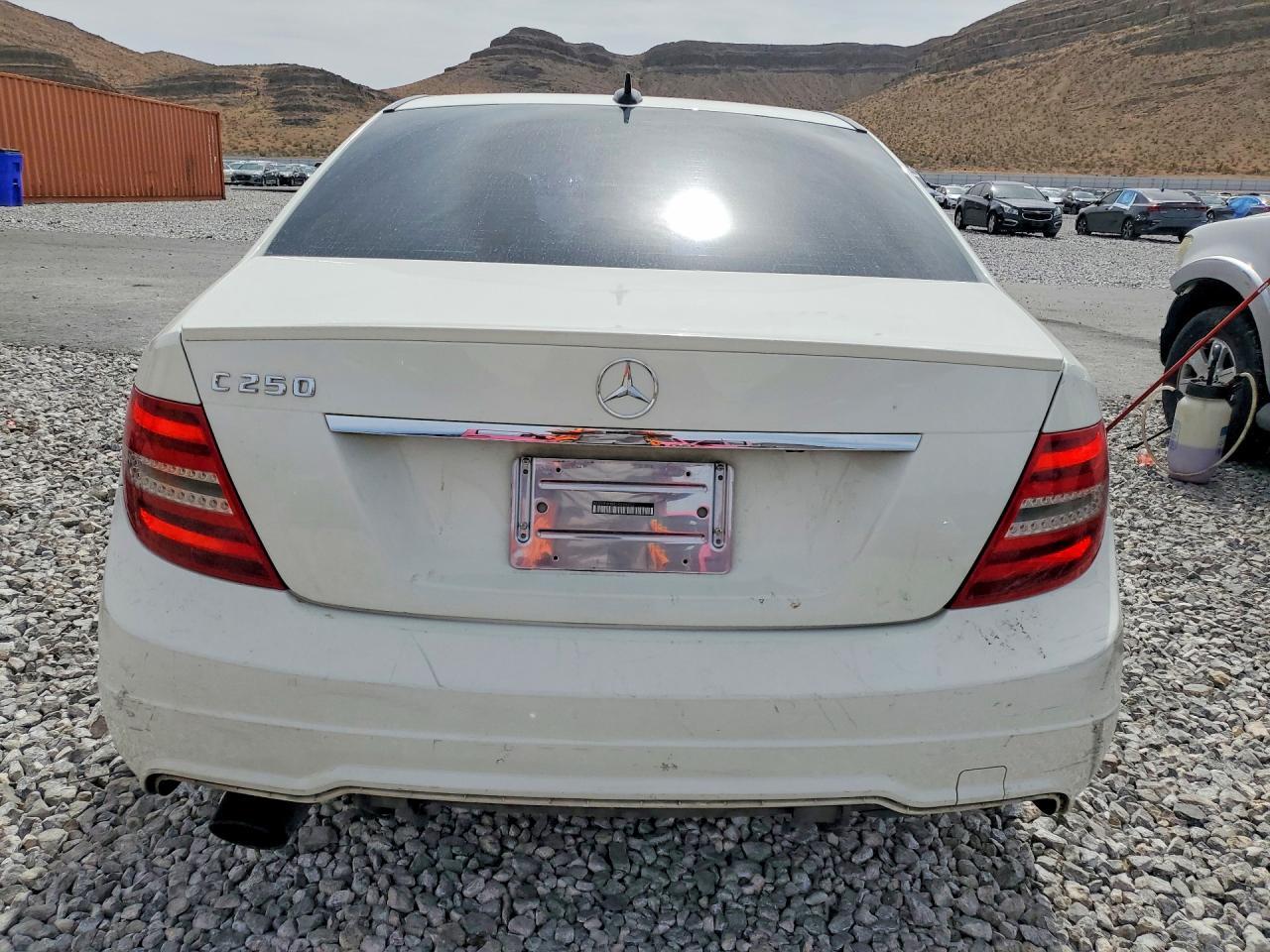 2012 Mercedes-Benz C 250 - Фото 6