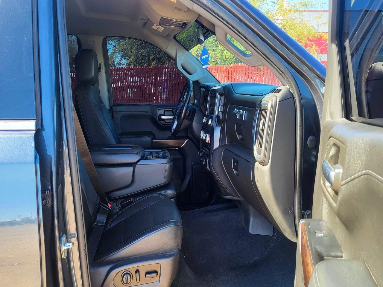 2020 GMC Sierra K1500 Slt - Image 5