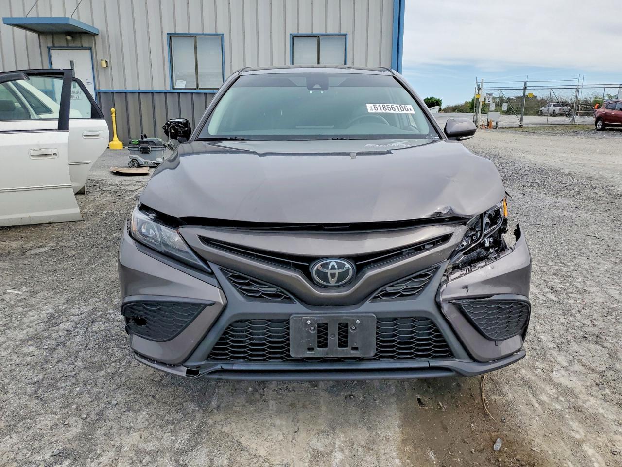 2024 Toyota Camry Se - Фото 5