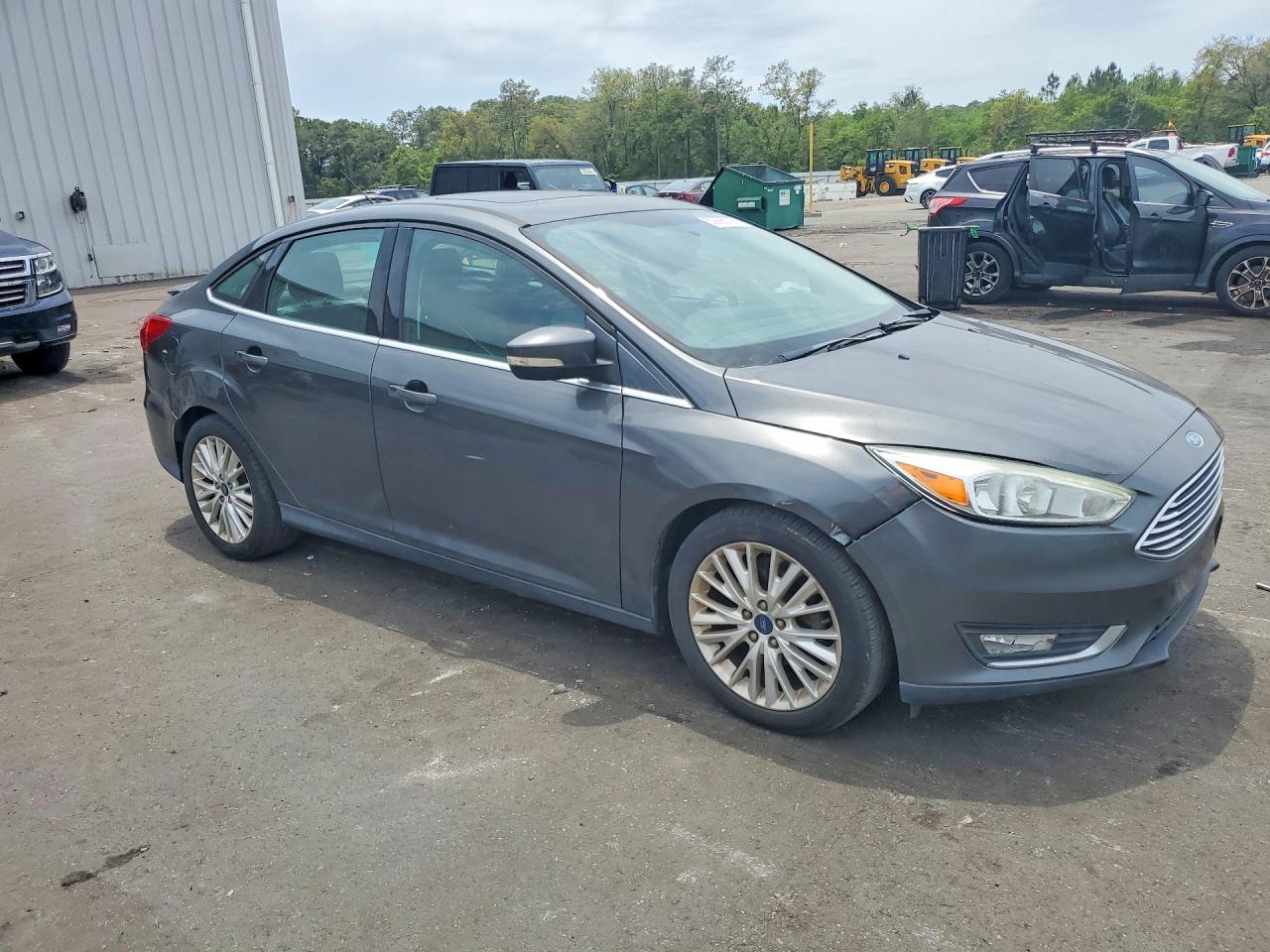 2018 Ford Focus Titanium - Фото 4