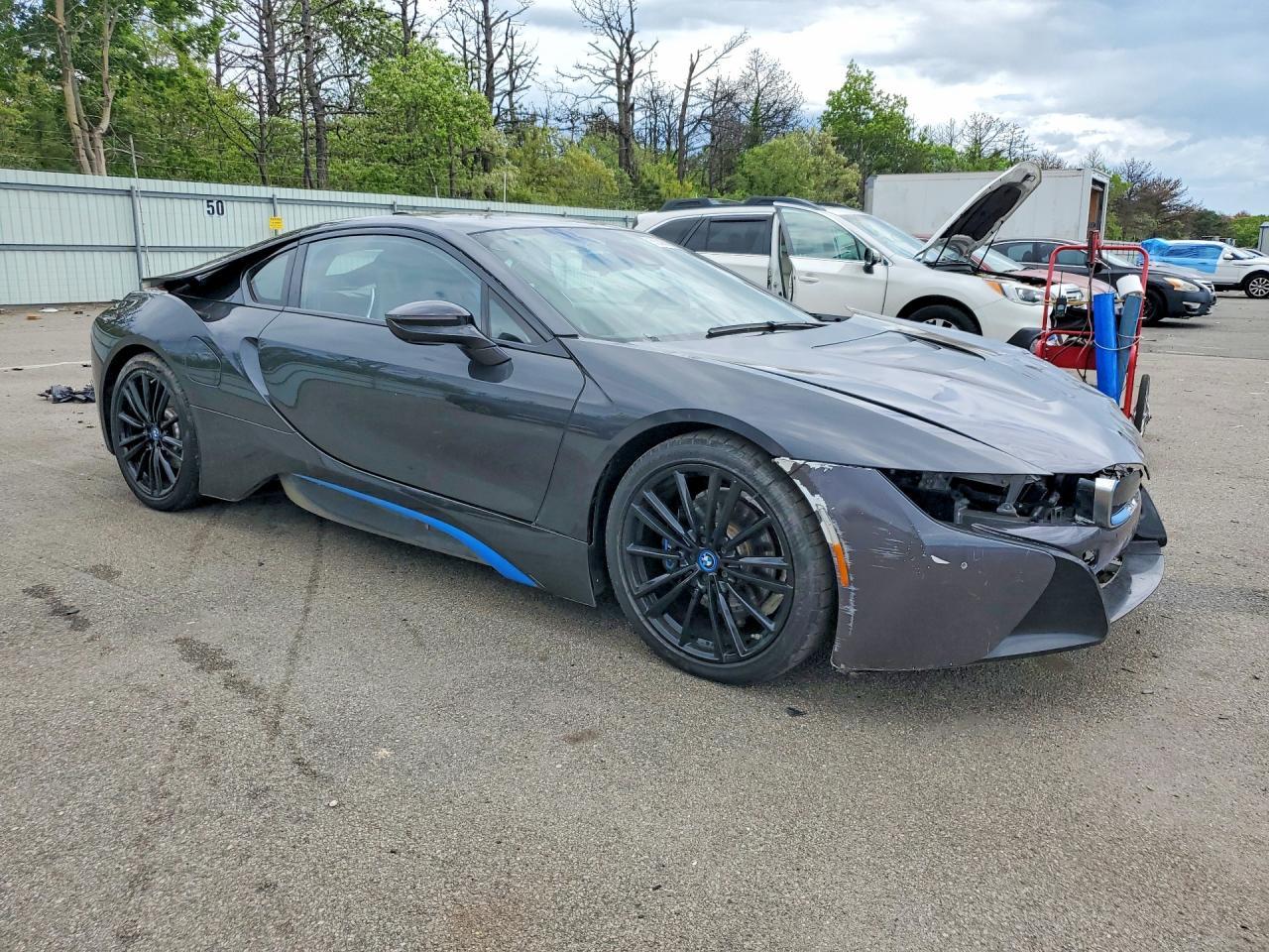 2020 BMW I8 - Фото 4