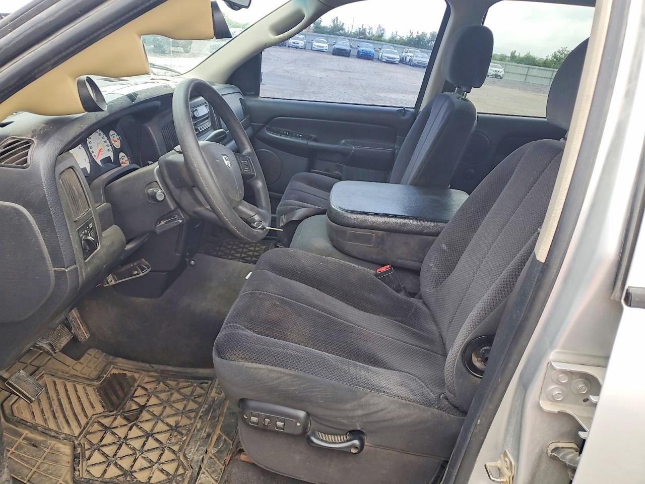 2004 Dodge Ram 3500 St - Image 7
