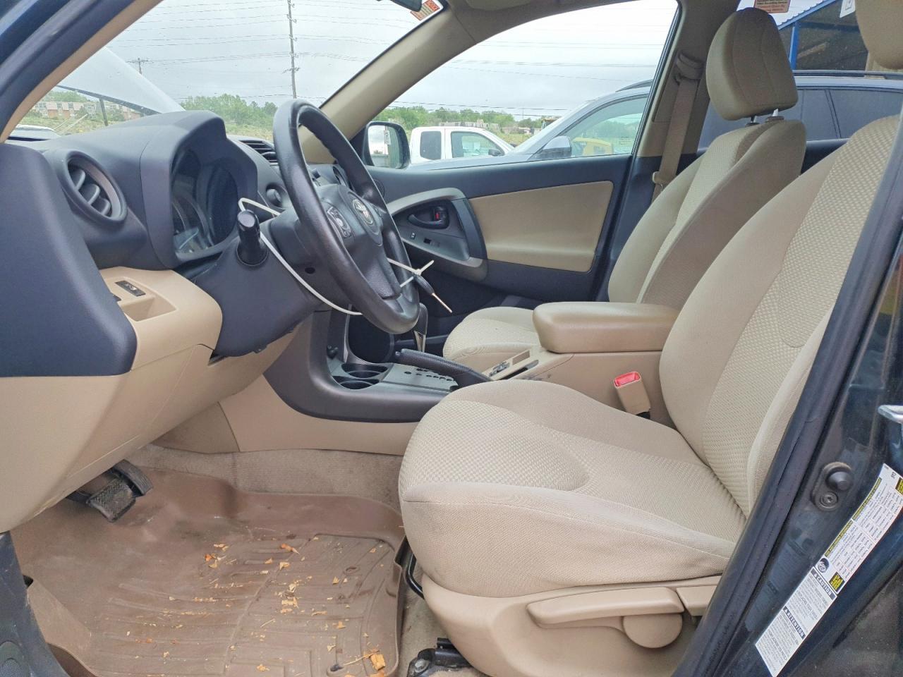 2011 Toyota Rav4 - Image 7