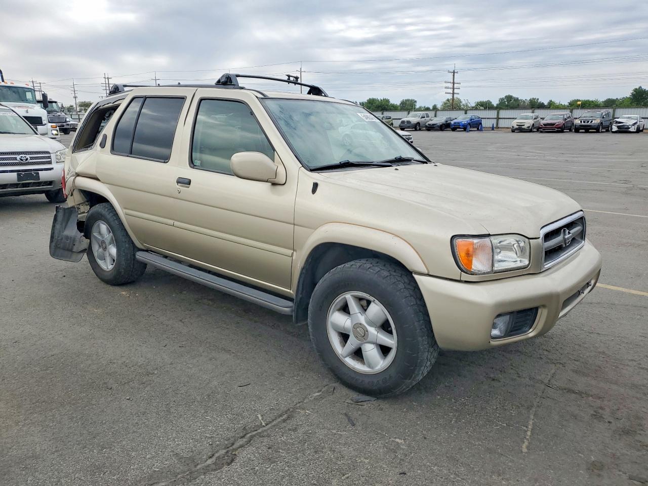 2000 Nissan Pathfinder Xe - Image 4