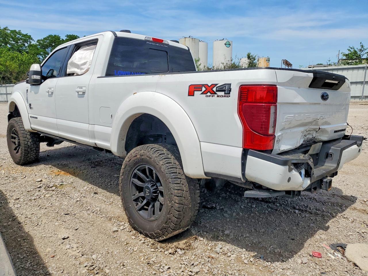 2021 Ford F250 Super Duty - Фото 2