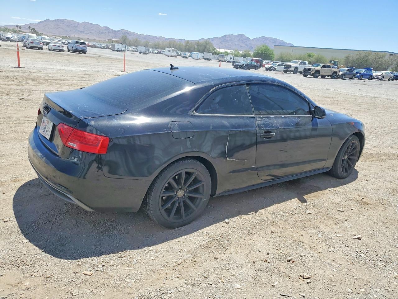 2015 Audi A5 Premium Plus - Фото 3