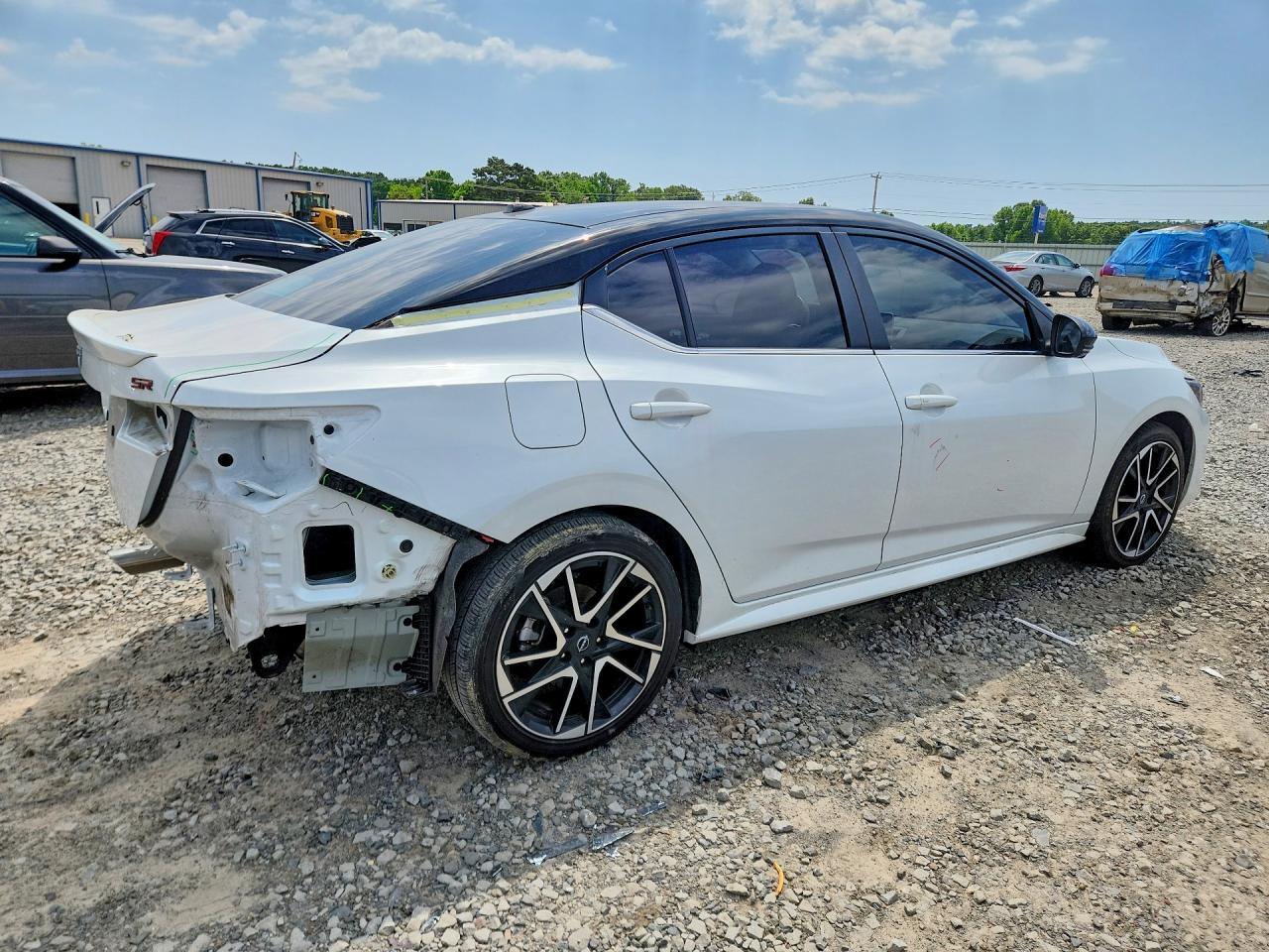 2025 Nissan Sentra Sr - Фото 3