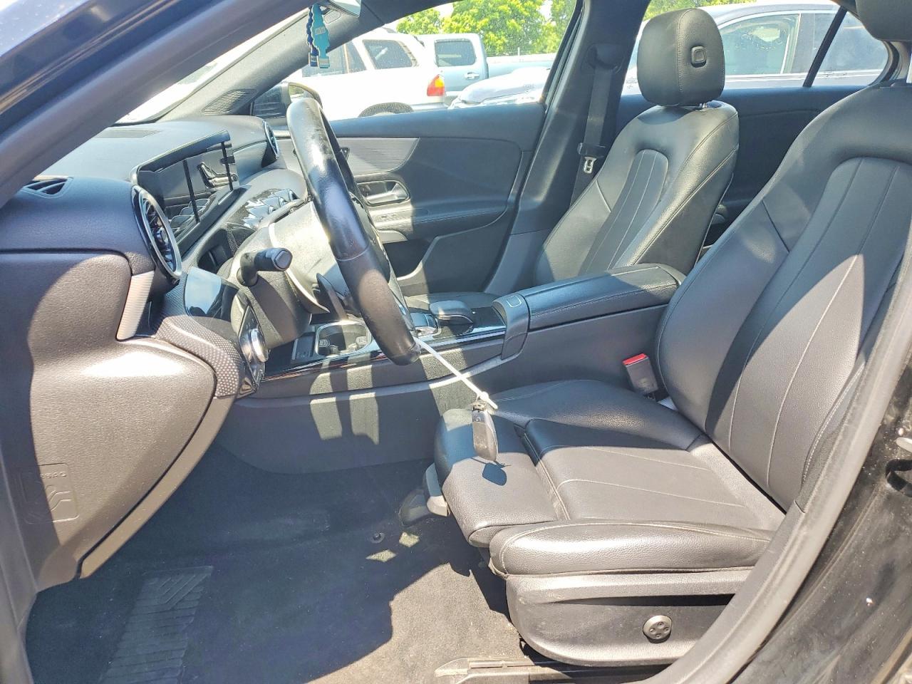 2019 Mercedes-Benz A 220 4Matic - Фото 7