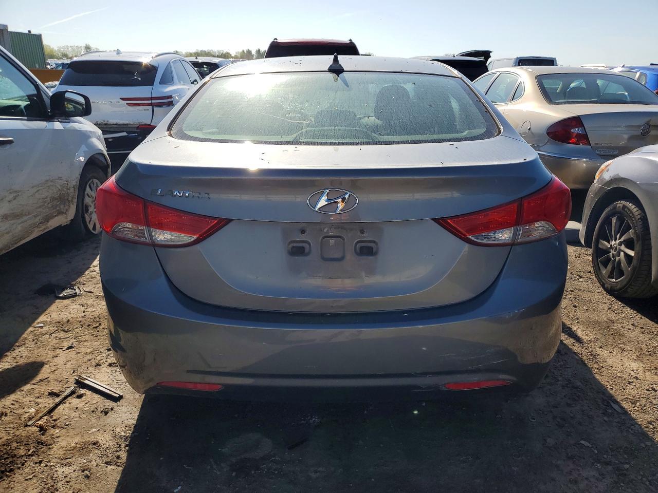 2012 Hyundai Elantra Gls - Image 6