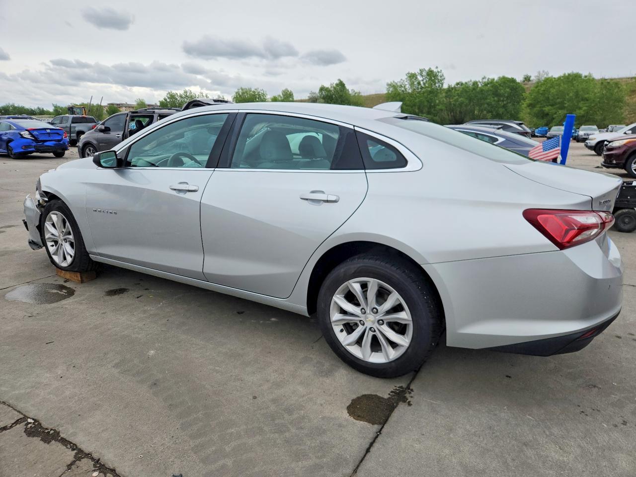 2020 Chevrolet Malibu Lt - Фото 2