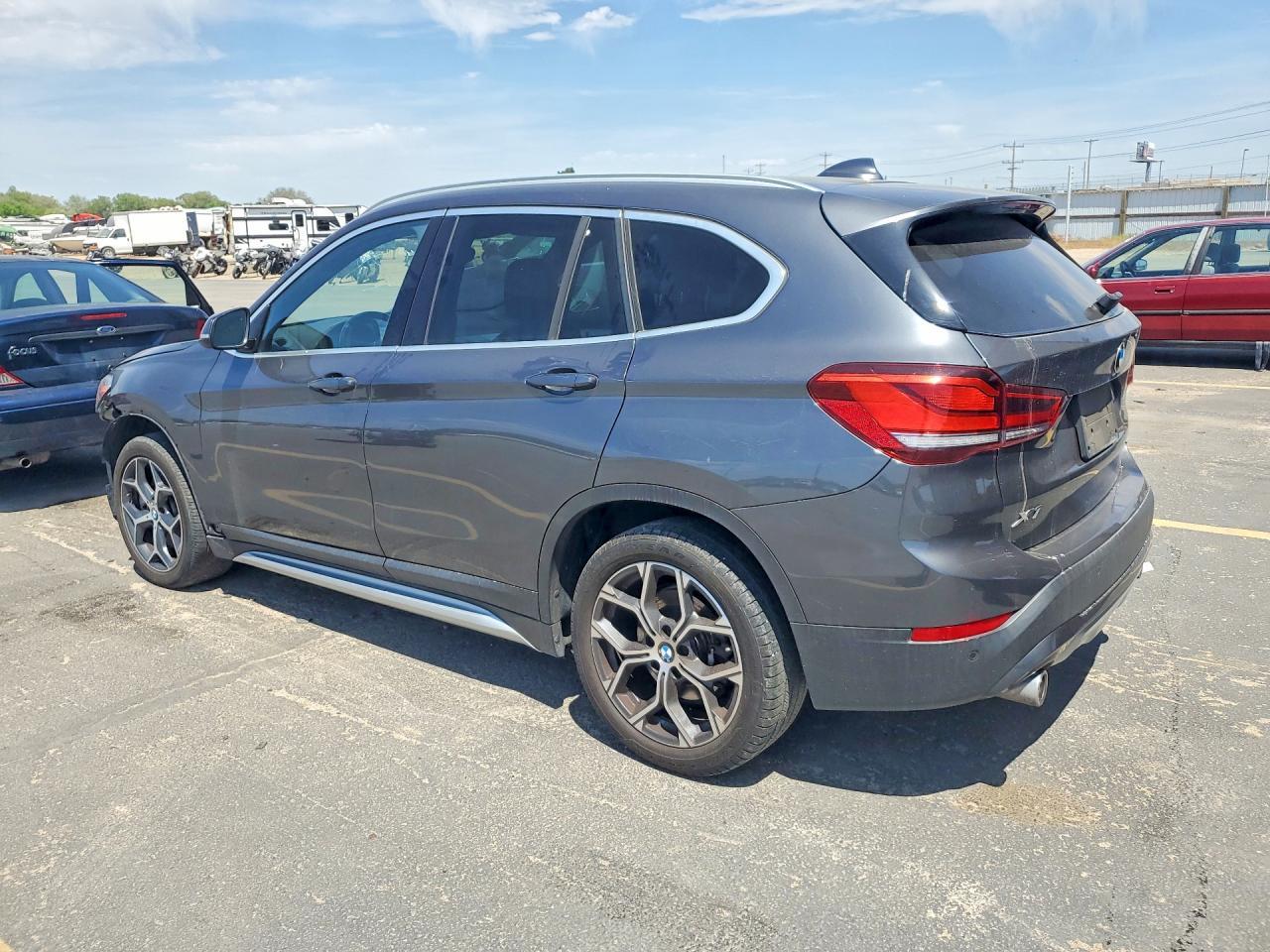 2021 BMW X1 xDrive28I - Image 2