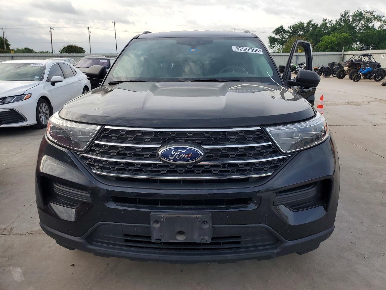 2022 Ford Explorer Xlt - Фото 5