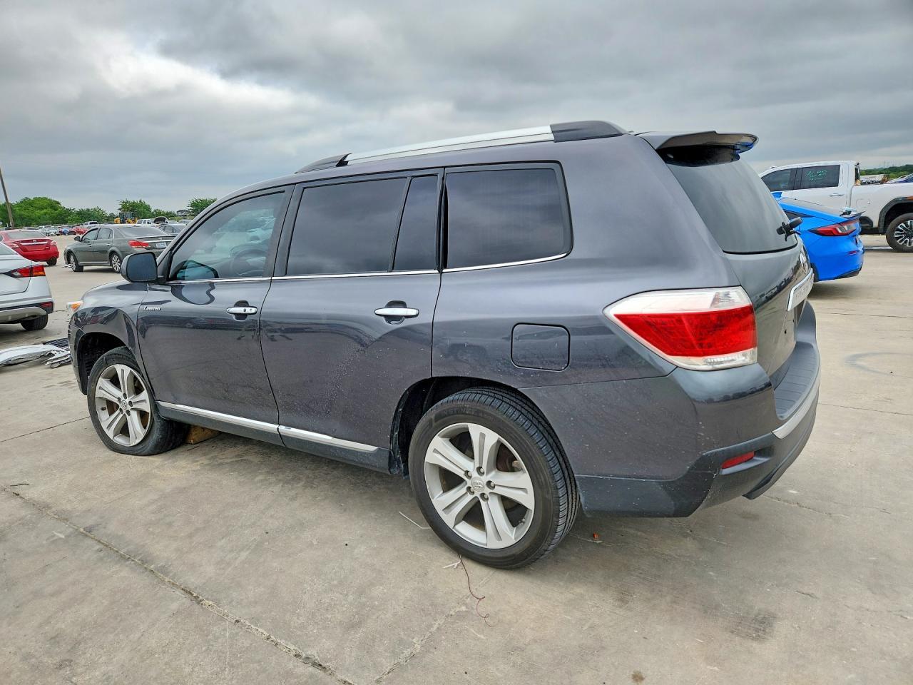 2013 Toyota Highlander Limited - Фото 2