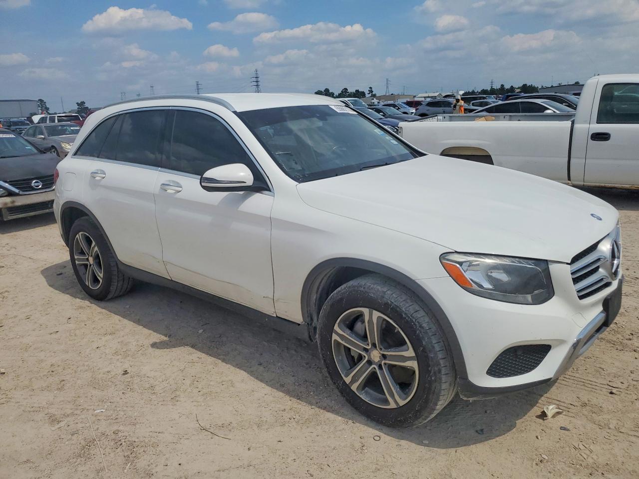2016 Mercedes-Benz Glc 300 - Фото 4
