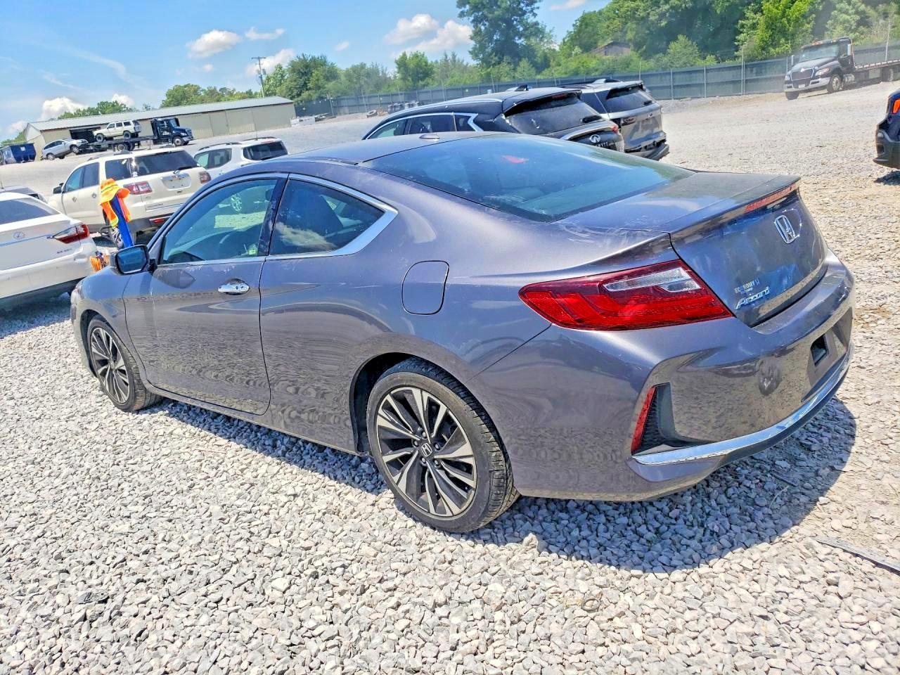 2017 Honda Accord Ex - Фото 2