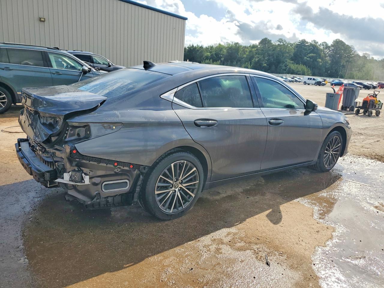 2022 Lexus Es 350 Base - Image 3