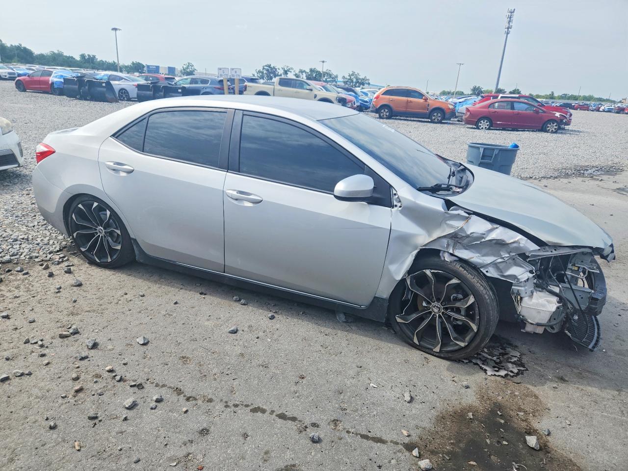 2015 Toyota Corolla Le - Image 4