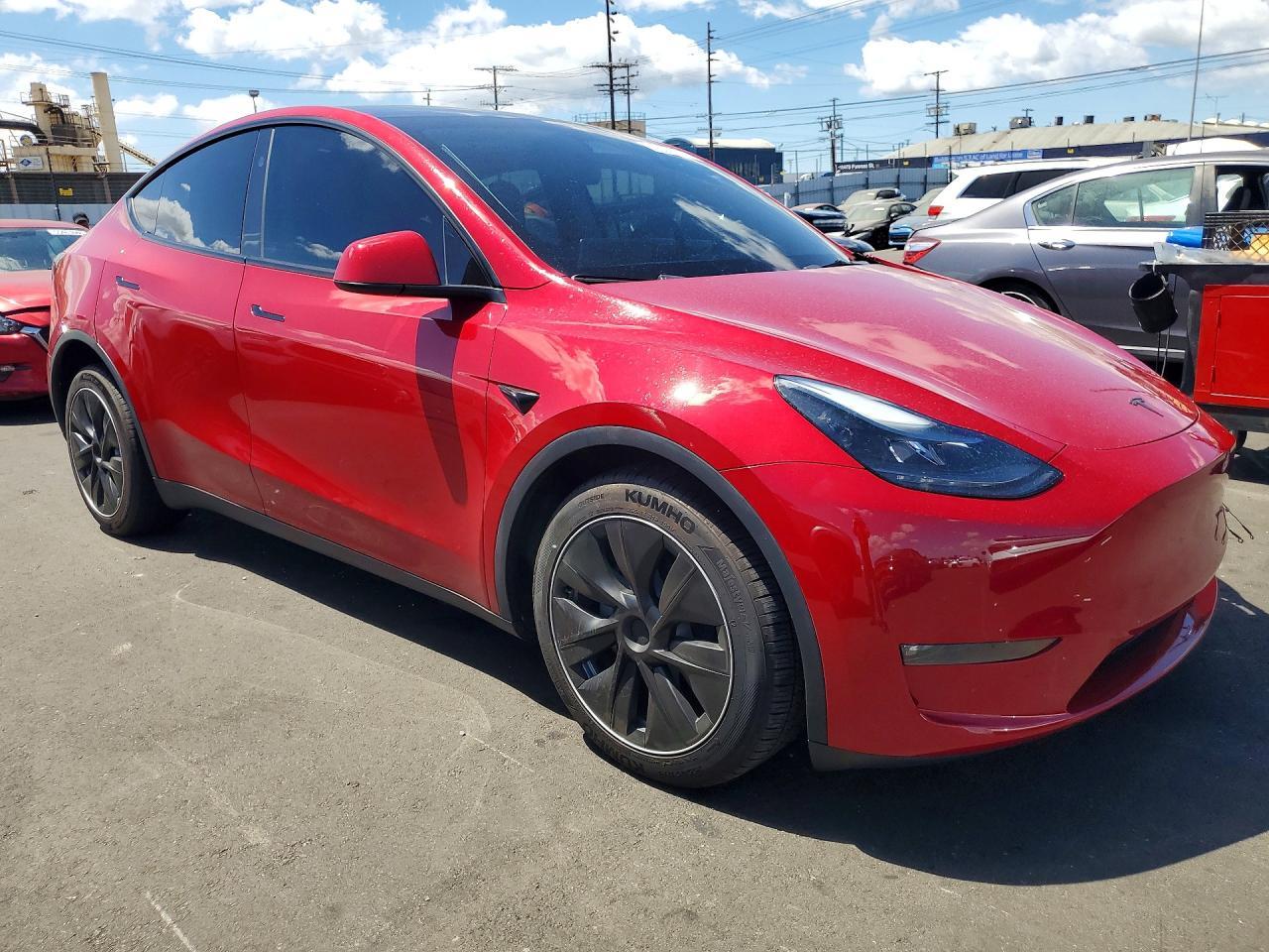 2023 Tesla Model Y - Фото 4