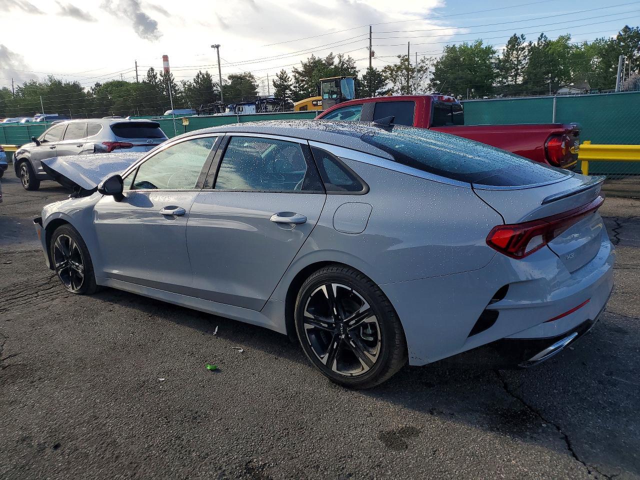 2023 Kia K5 Gt Line - Фото 2