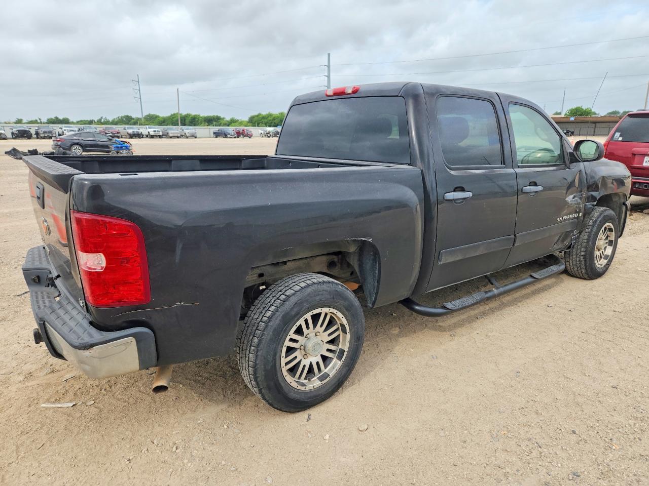 2008 Chevrolet Silverado C1500 - Image 3