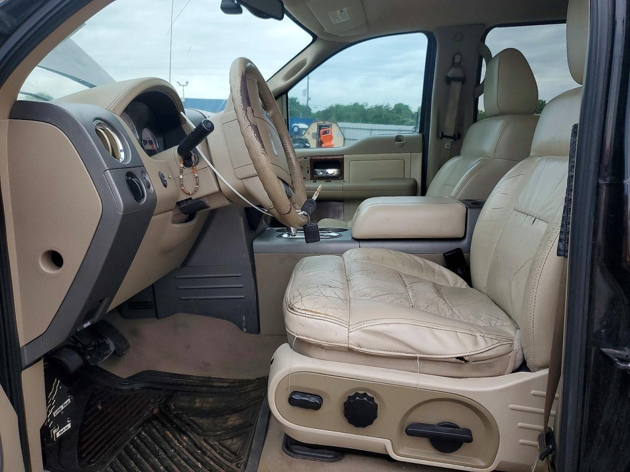 2004 Ford F150 Supercrew - Image 7