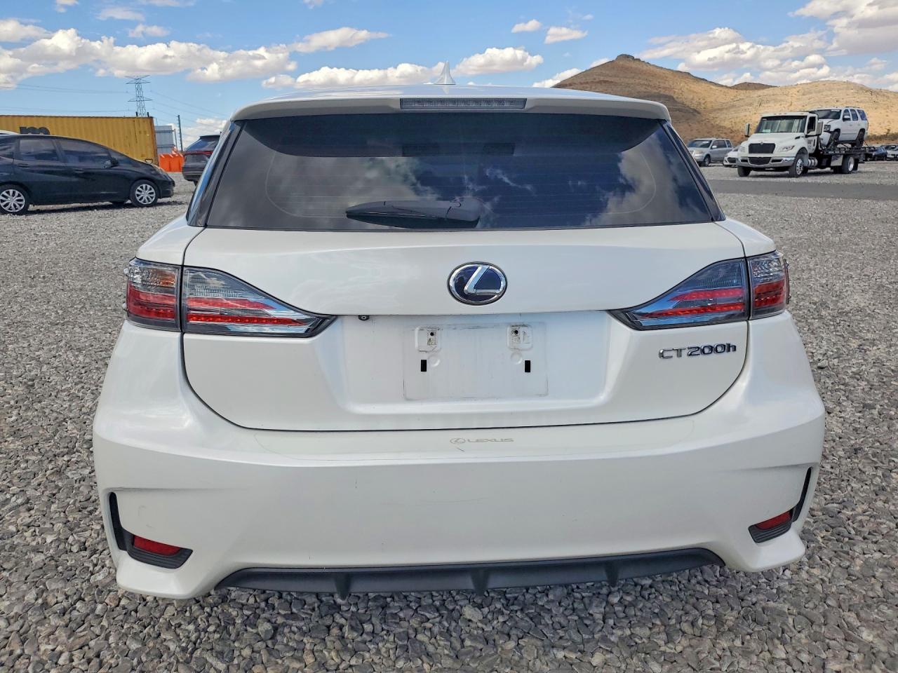2015 Lexus Ct 200 - Image 6