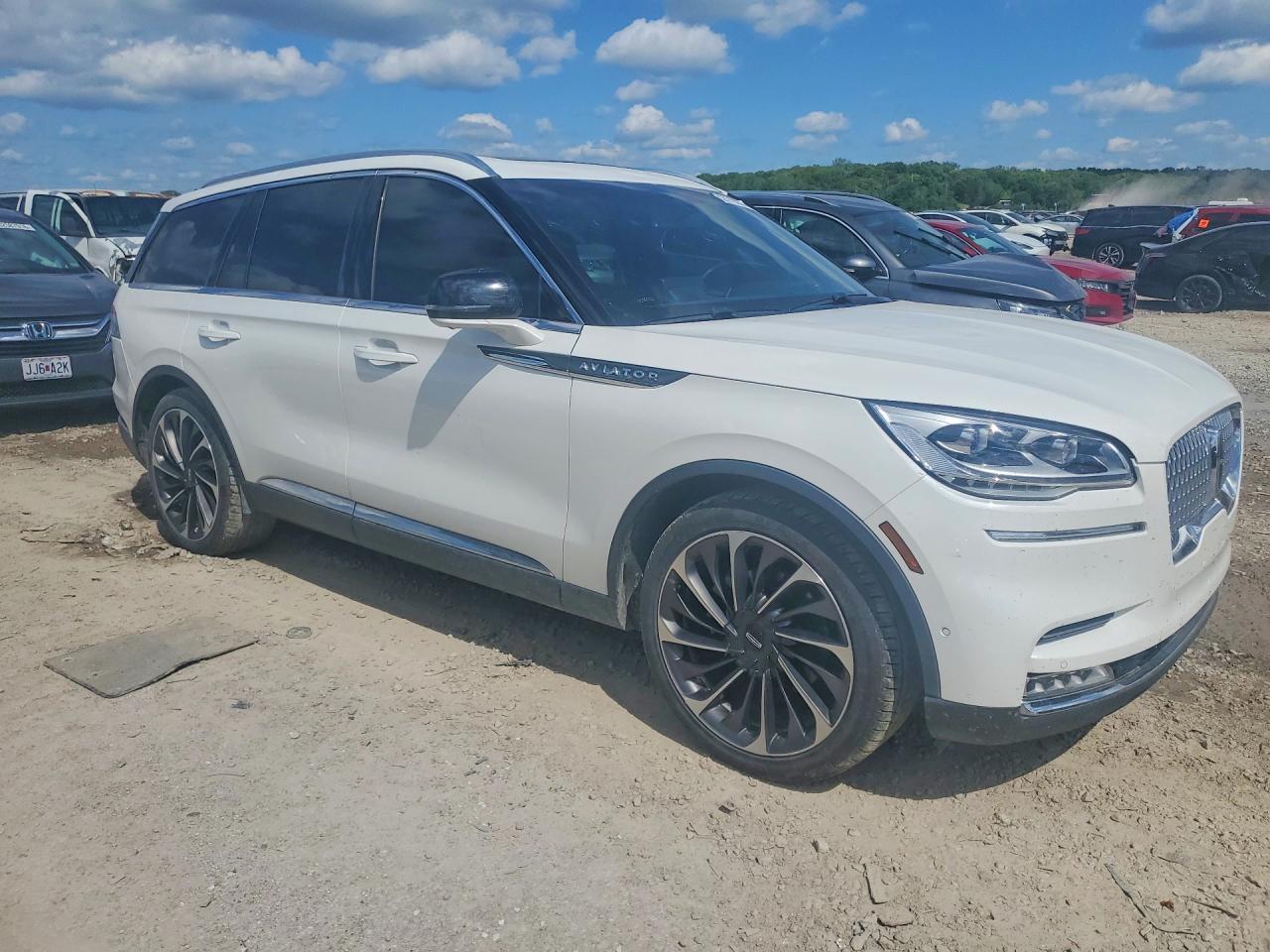2020 Lincoln Aviator Reserve - Image 4