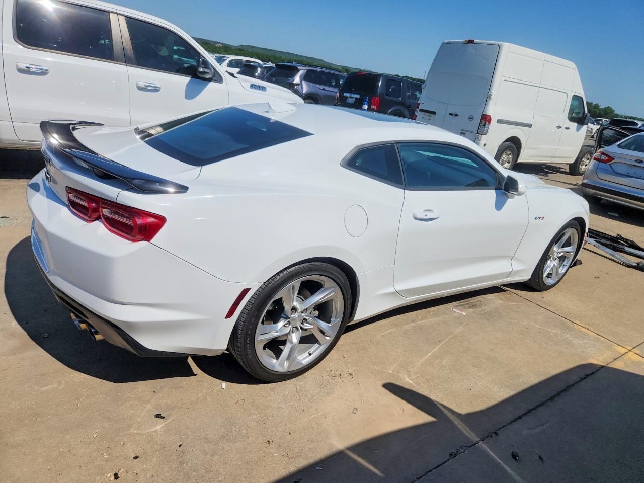 2023 Chevrolet Camaro Lt1 - Фото 3