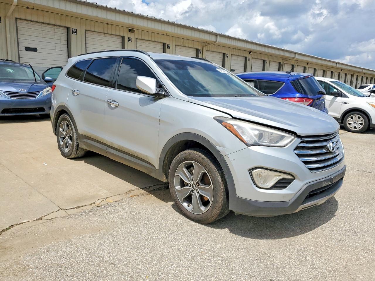 2016 Hyundai Santa Fe Se - Фото 4