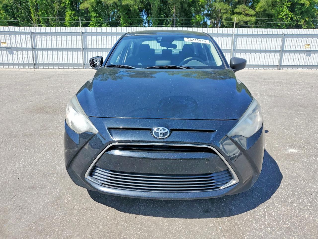 2017 Toyota Yaris Ia Base - Image 5