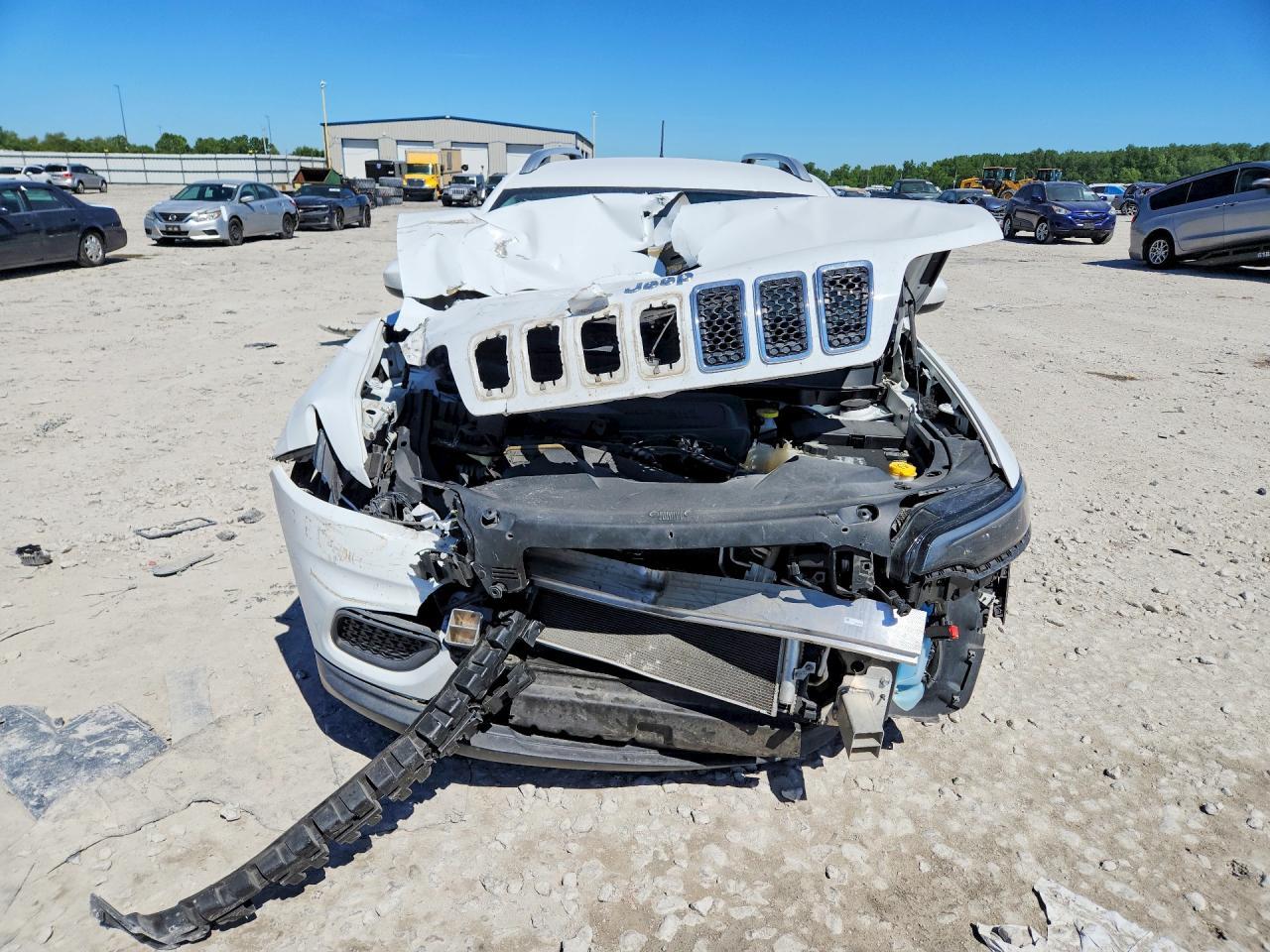 2020 Jeep Cherokee Latitude - Фото 5