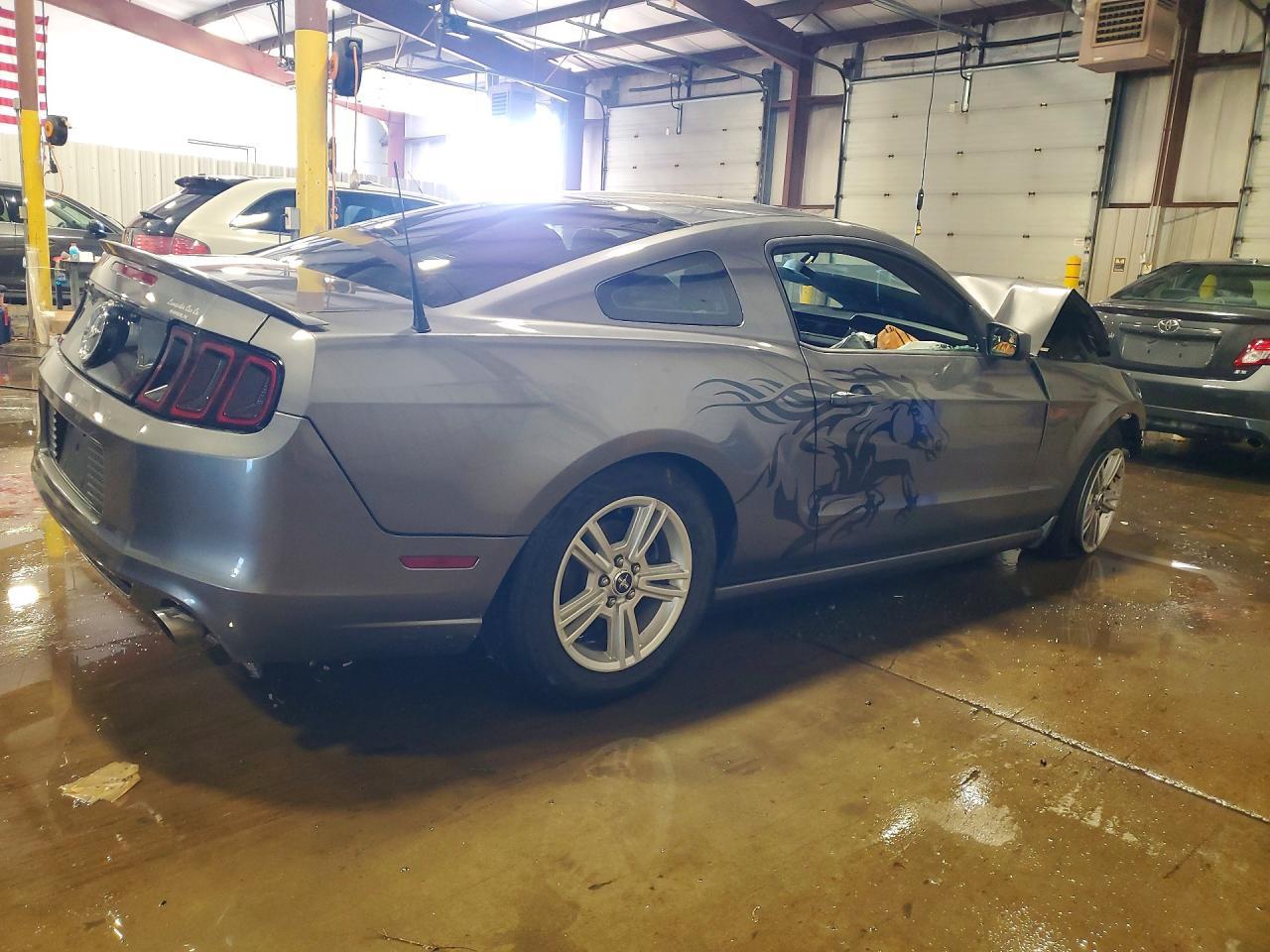 2014 Ford Mustang - Image 3