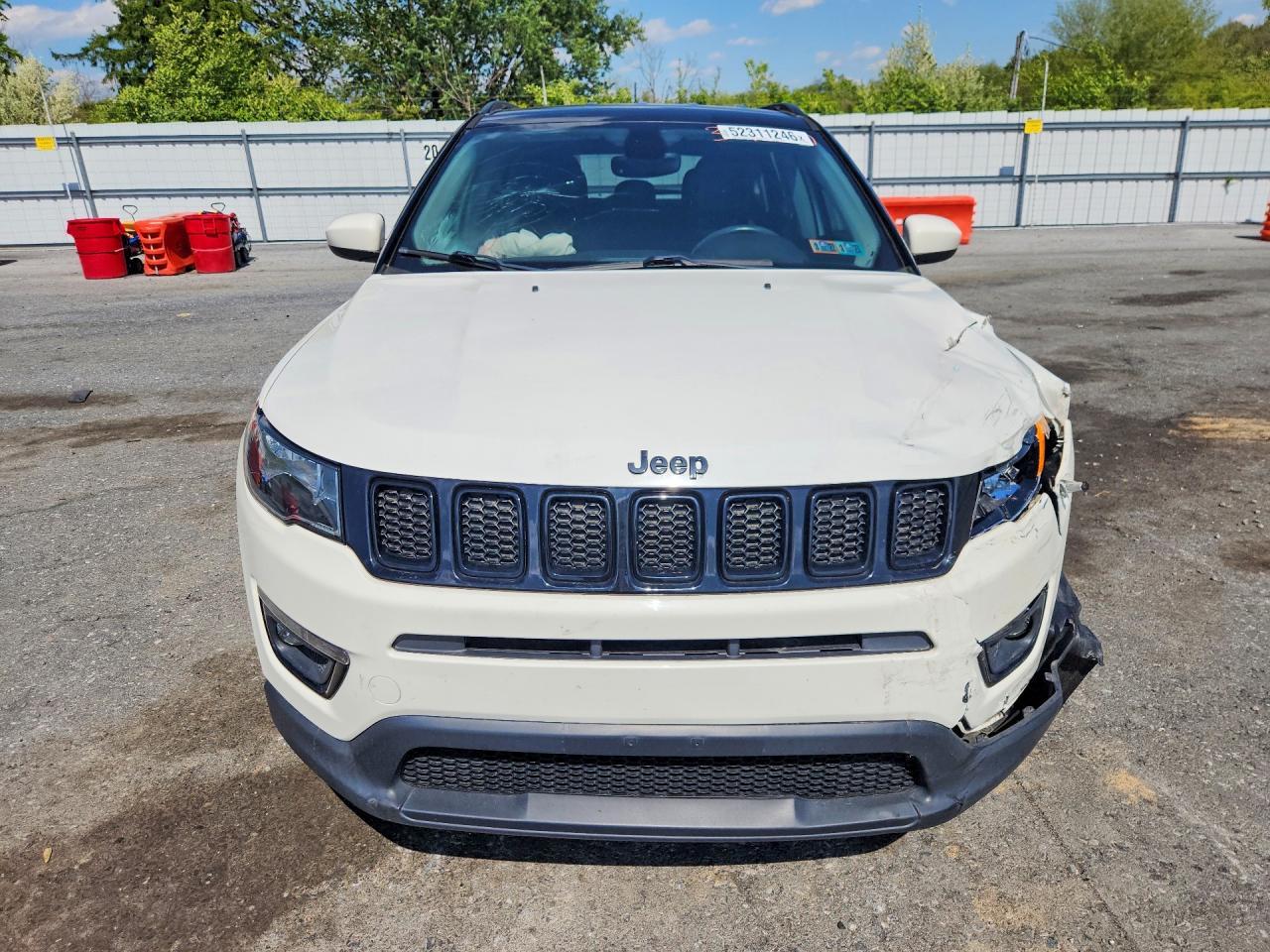 2018 Jeep Compass Latitude - Image 5