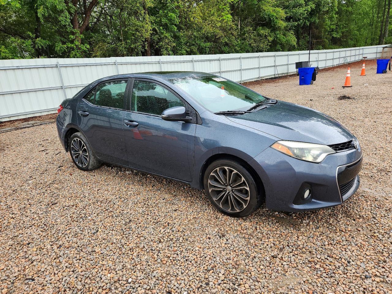 2015 Toyota Corolla S Plus - Image 4