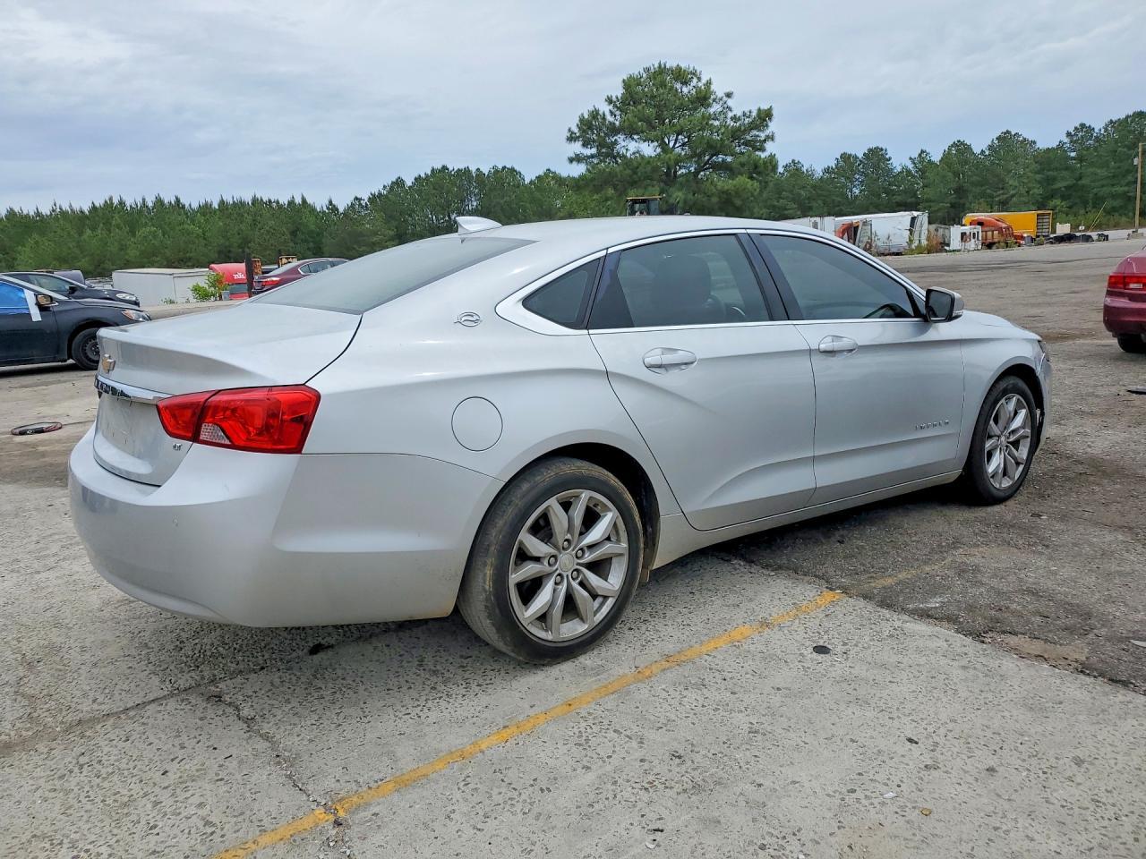 2016 Chevrolet Impala Lt - Image 3