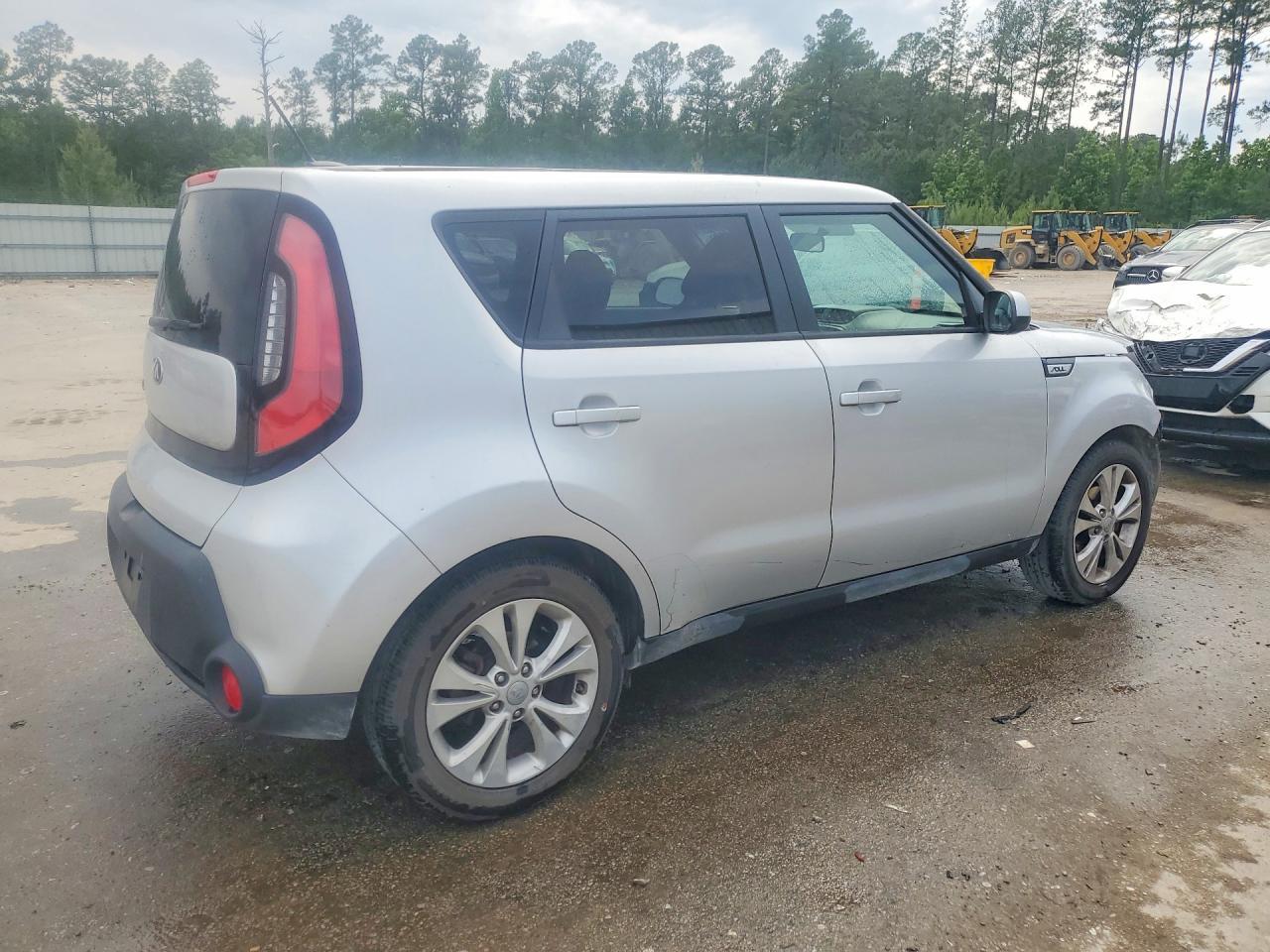 2015 Kia Soul + - Image 3