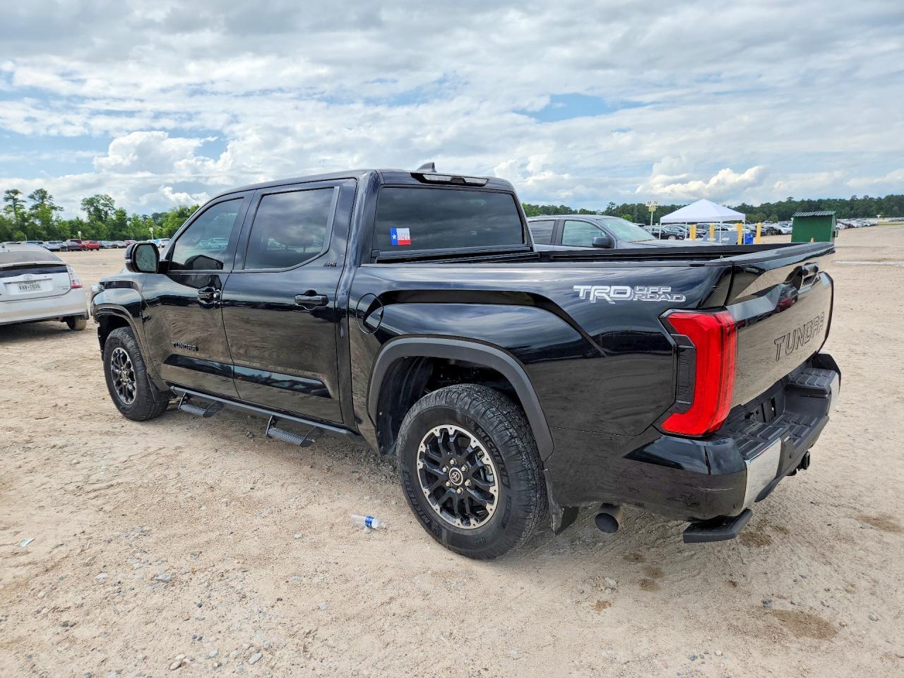 2024 Toyota Tundra Sr5 - Фото 2