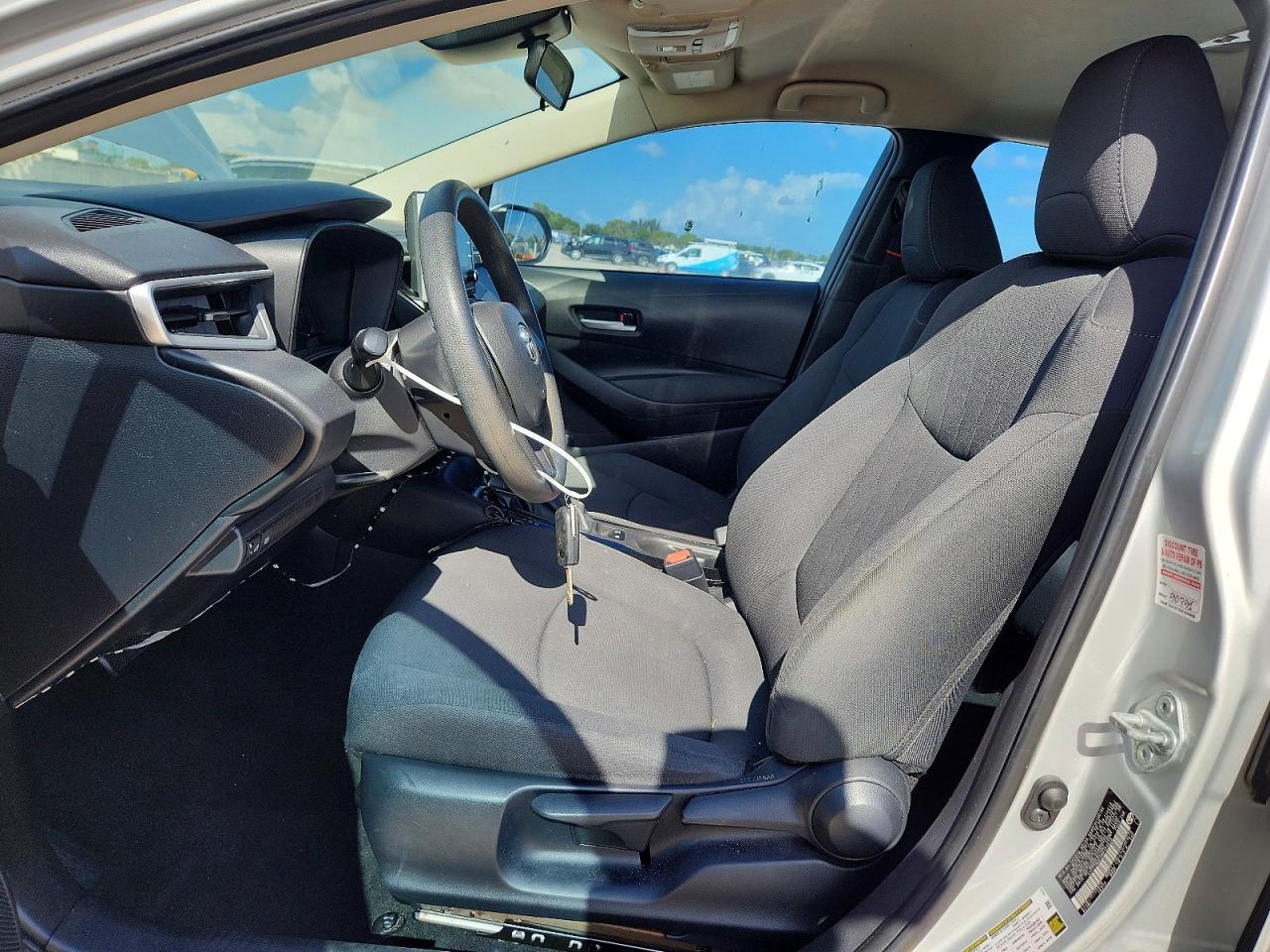 2021 Toyota Corolla Le - Фото 7
