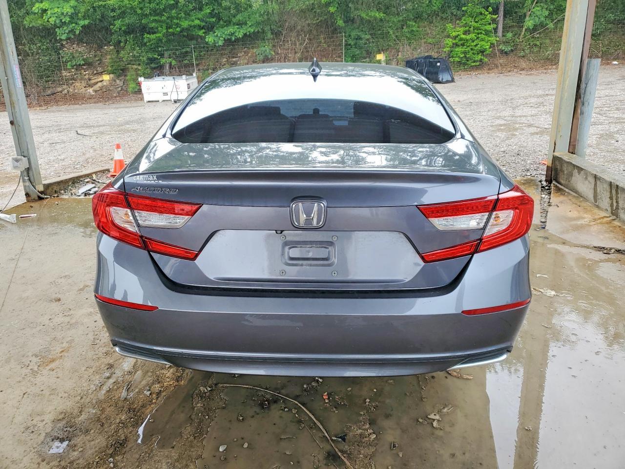 2018 Honda Accord Lx - Image 6