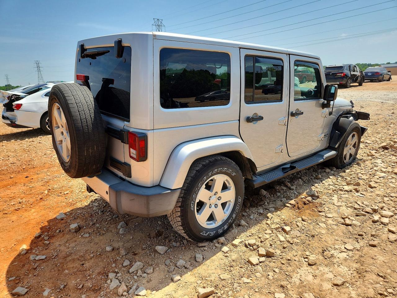 2012 Jeep Wrangler Unlimited Sahara - Фото 3