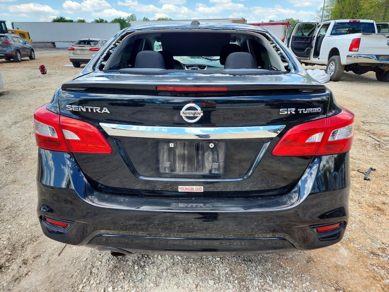 2017 Nissan Sentra Sr Turbo - Фото 6