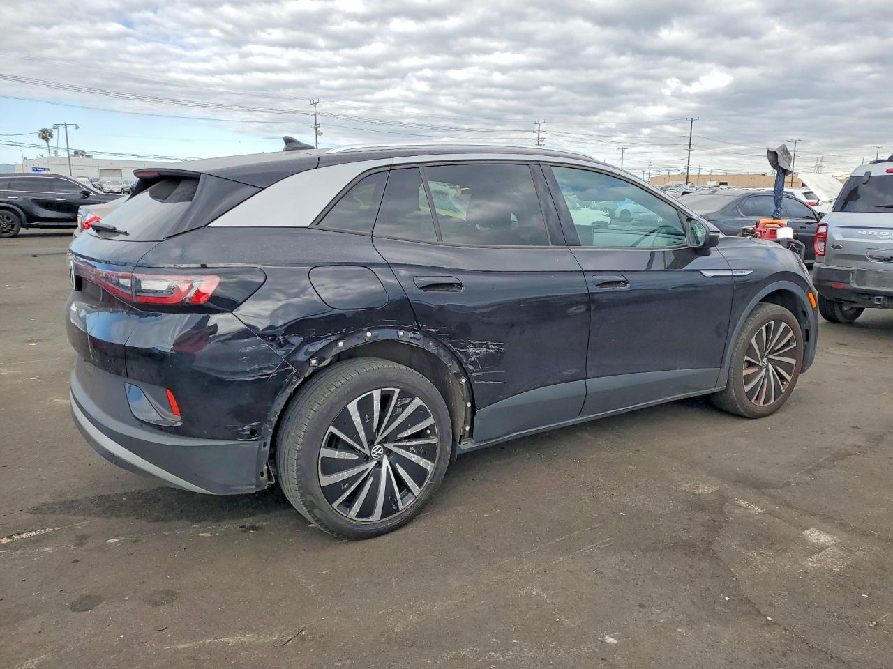 2023 Volkswagen Id.4 Pro S Plus - Image 3