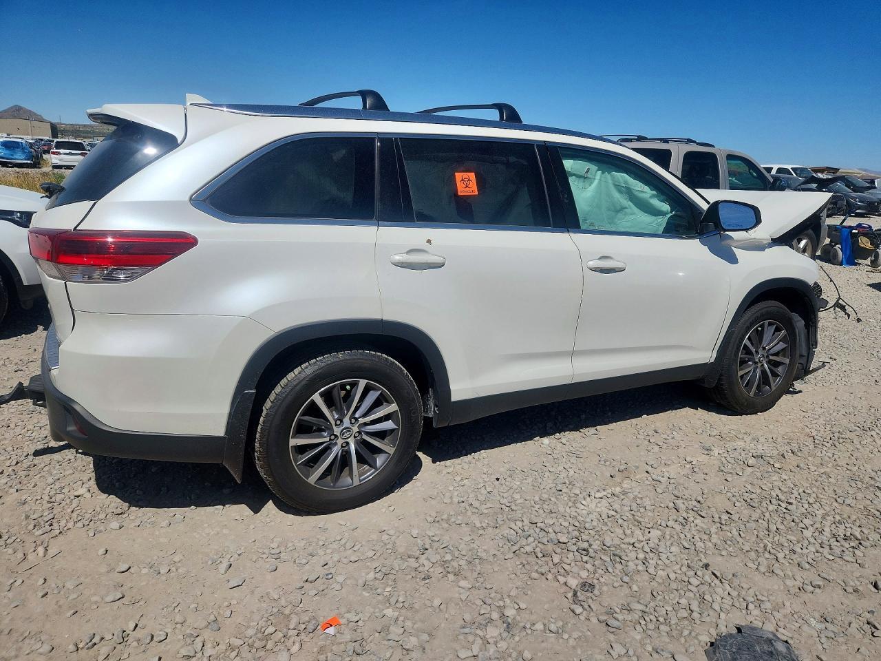 2019 Toyota Highlander Xle - Фото 3