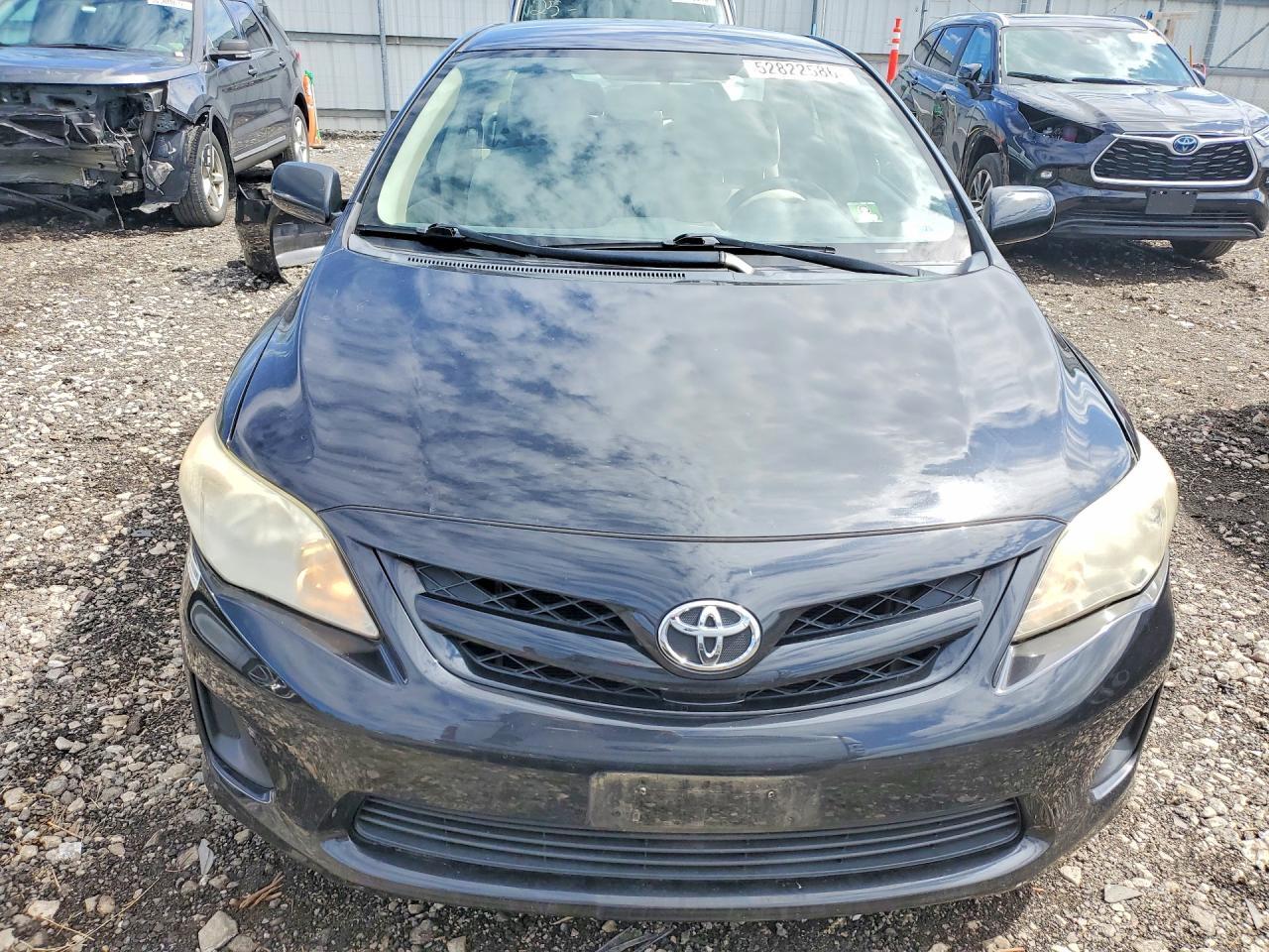 2011 Toyota Corolla Le - Image 5
