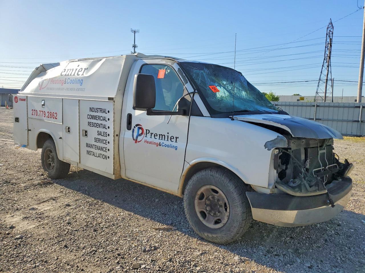 2011 Chevrolet Express G3500 - Image 4