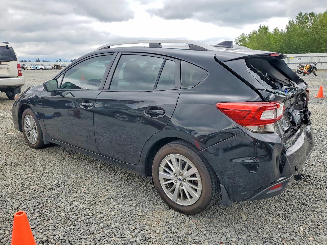 2018 Subaru Impreza Premium - Image 2