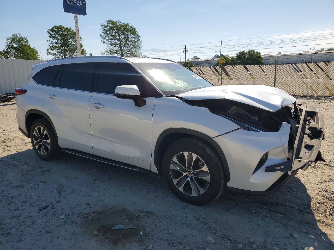 2022 Toyota Highlander Xle - Фото 4