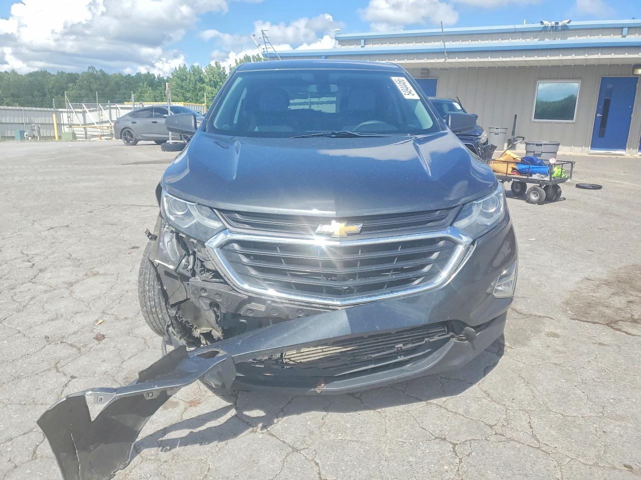 2018 Chevrolet Equinox Ls - Фото 5